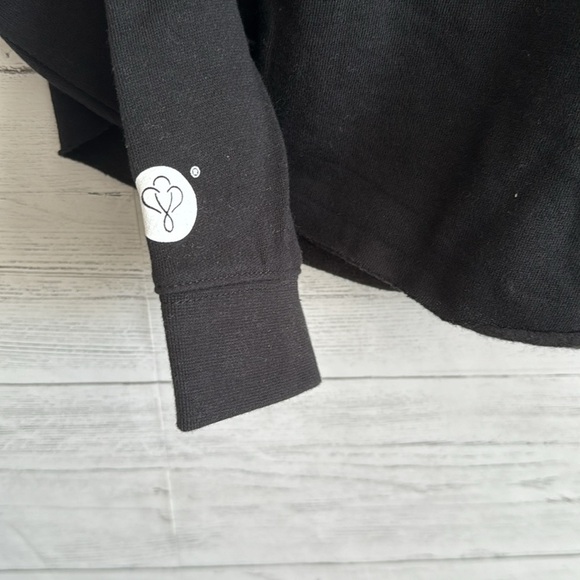 Big Lovie Cropped Hooded Sweater | SIZE M - Picture 6 of 7